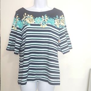 NWT Womens floral Top SIZE SMALL Charter Club